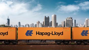 HLAG Cargo on Rail Ningbo x