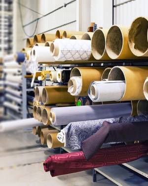 rolls-of-fabric-1767504_960_720.jpg