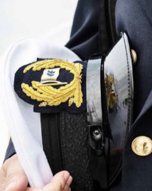 uniformneu.PNG