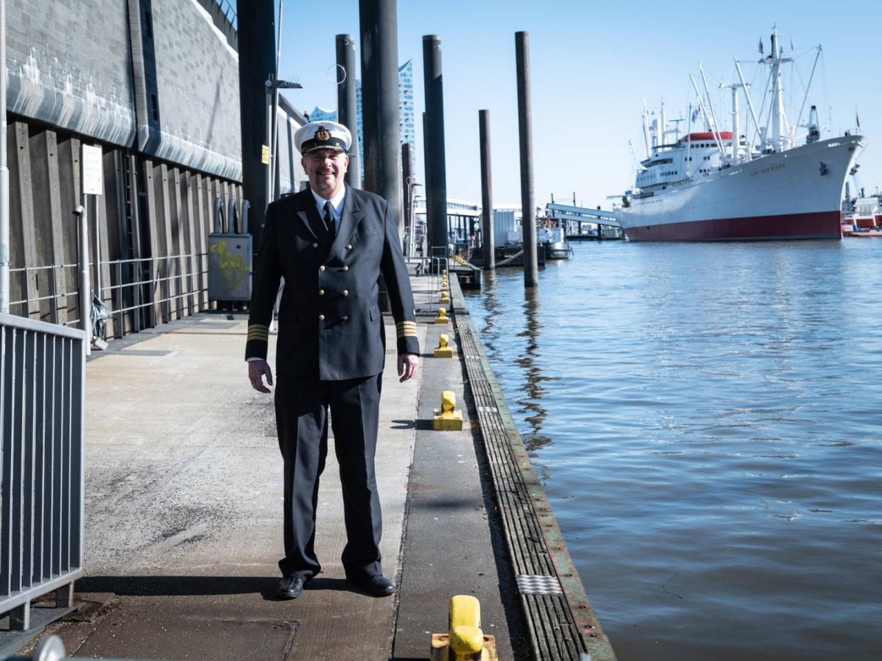 Kapitaen Guntermann Hapag Lloyd