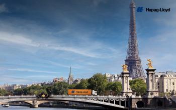 HLAG Wallpaper Truck paris eiffel tower Logo