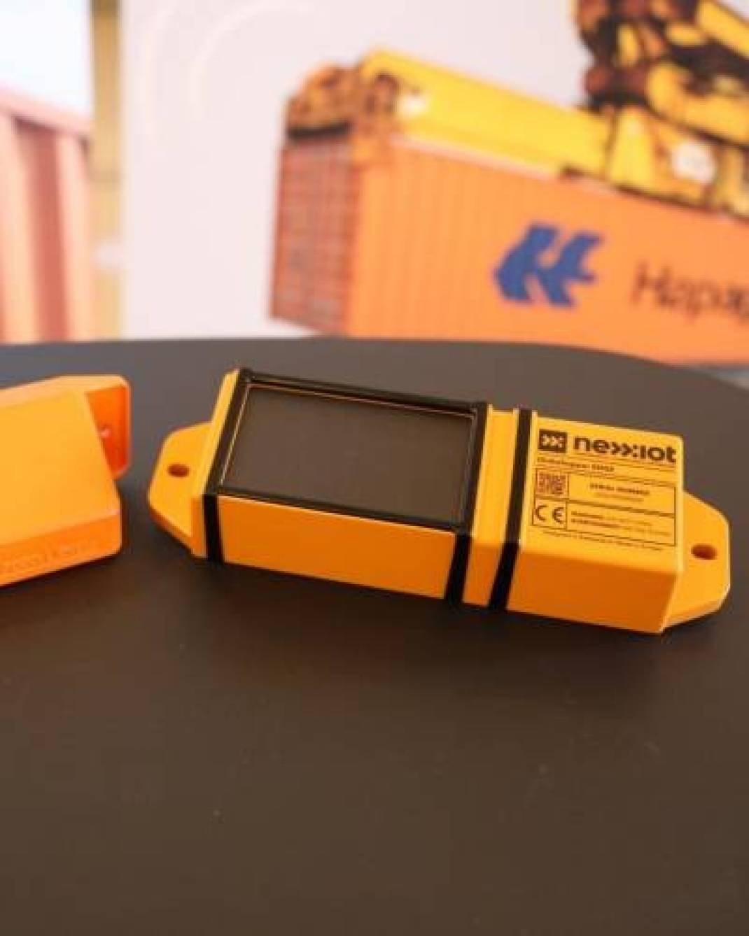 Hapag-LloydDryContainerMonitoring_FirstPrototypDevices.JPG.jpg