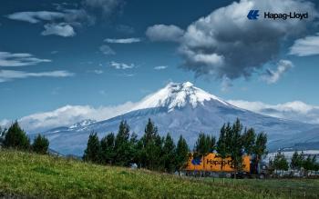 HLAG Wallpaper Truck Ecuador Logo