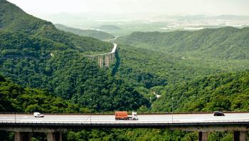 HLAG Truck Bridge SouthAmerica x
