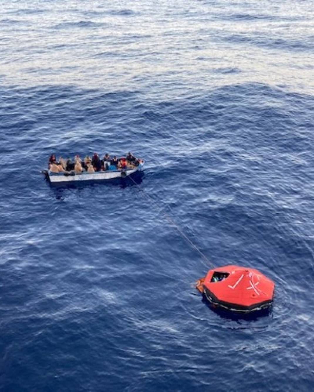 Flüchtlinge_Seenot.jpeg
