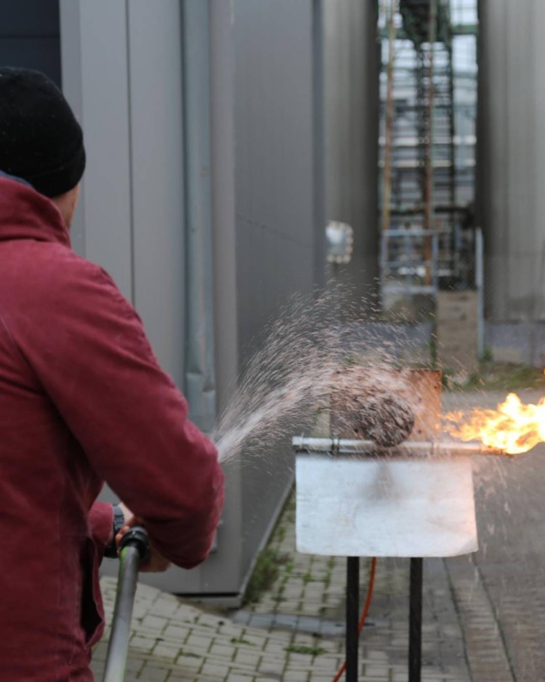 LNG-Training_Löschvorgang.JPG